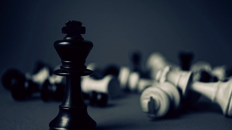 新万博五子棋从入门到精通：规则、开局与实战全解析