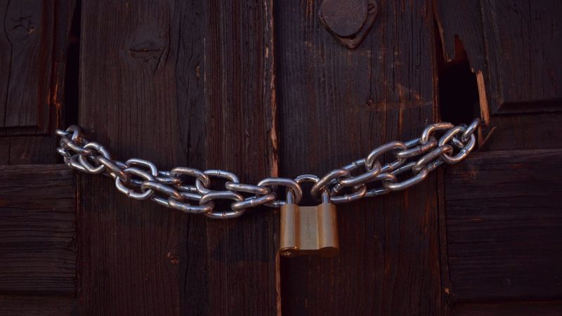新万博指南：从零到一掌握线上平台合法性判断